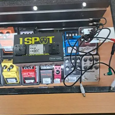 Truetone CS7 Power Supply 2